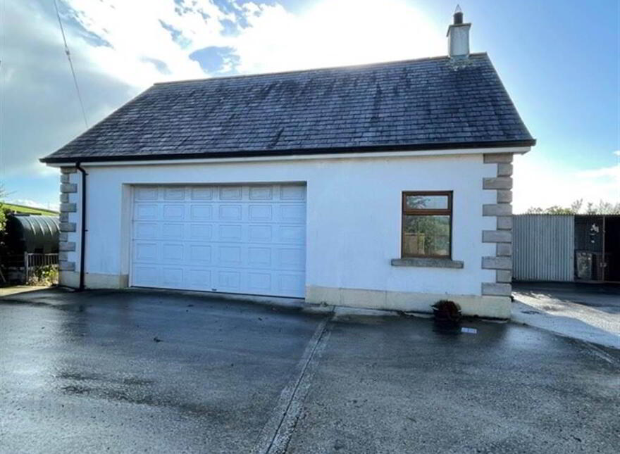 15 Gowdystown Rd, Banbridge, BT32 4HH