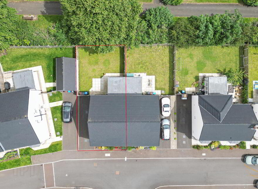 27 Rushfield Place, Ballyclare, BT39 0FR