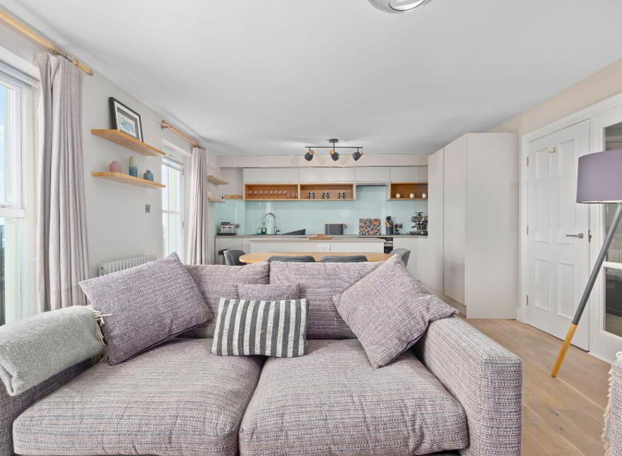 5 Rockhaven, 17 Portrush Road, Portstewart, BT55 7WE