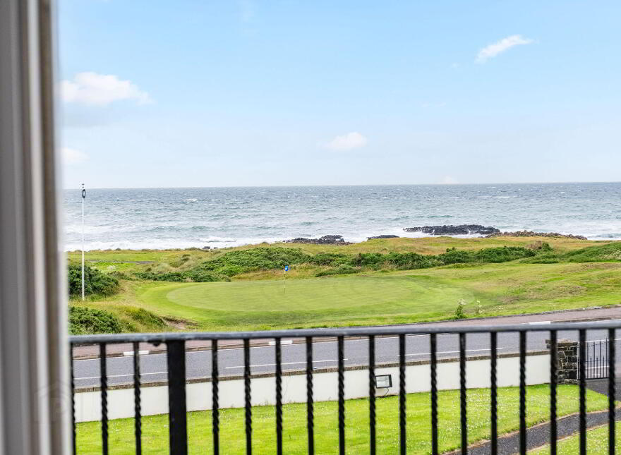 5 Rockhaven, 17 Portrush Road, Portstewart, BT55 7WE