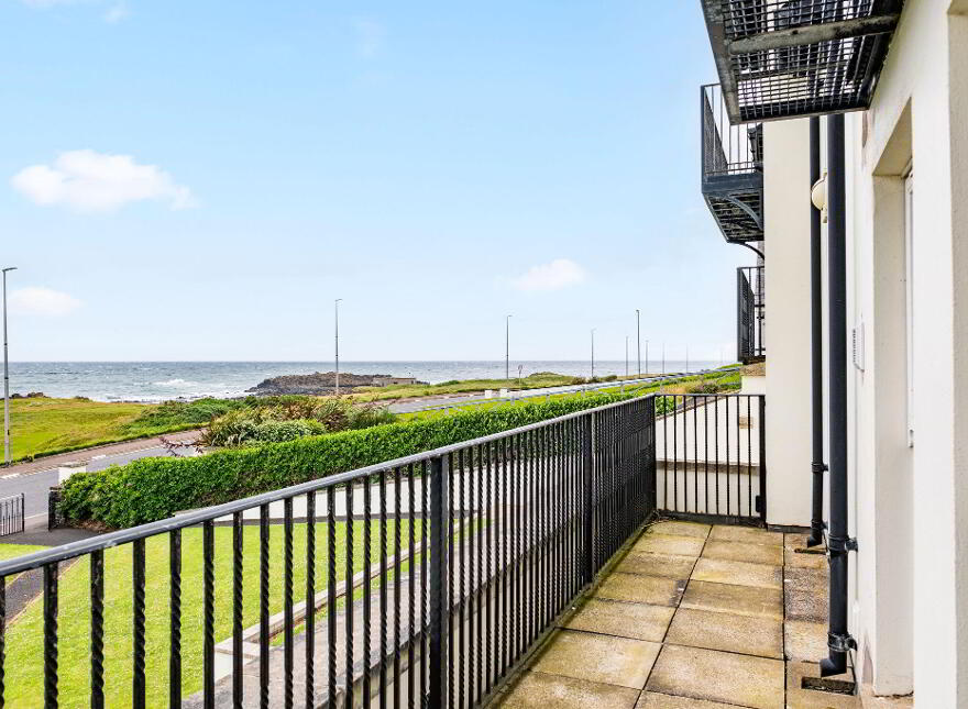 5 Rockhaven, 17 Portrush Road, Portstewart, BT55 7WE