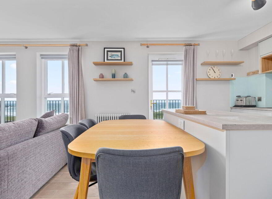 5 Rockhaven, 17 Portrush Road, Portstewart, BT55 7WE