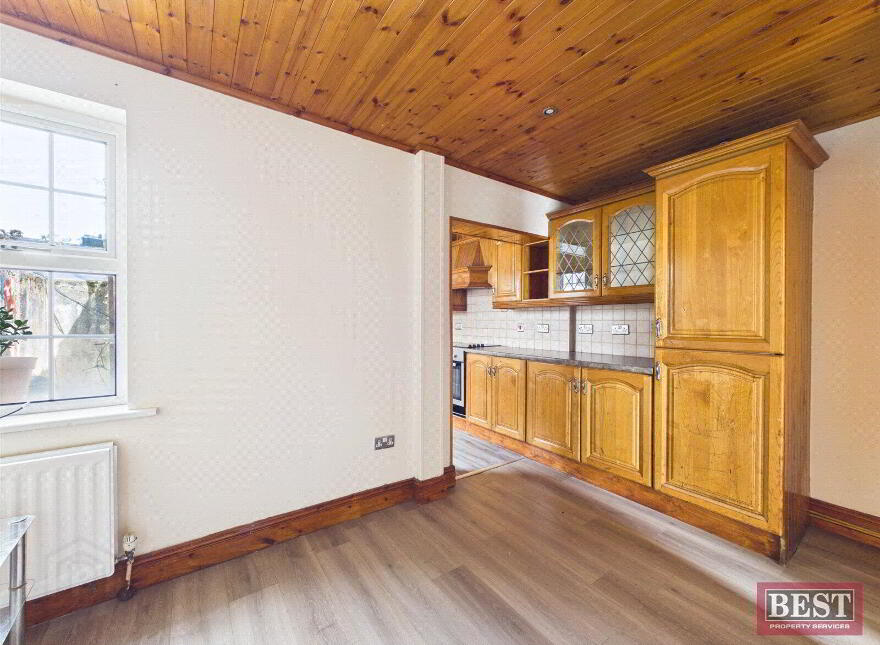 32 Church Street, Newry, BT34 2AH