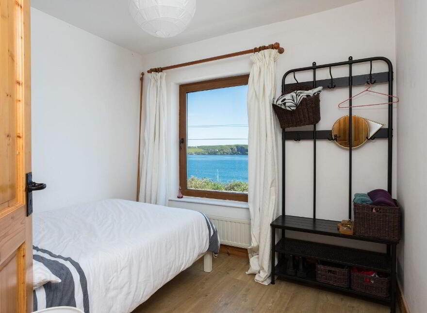 Dundeady, Castlefreke, P85P210
