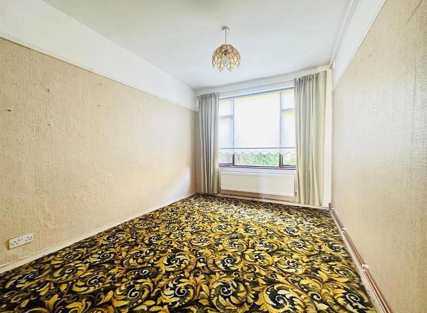 80 Princes Drive, Whiteabbey, Newtownabbey, BT37 0AZ