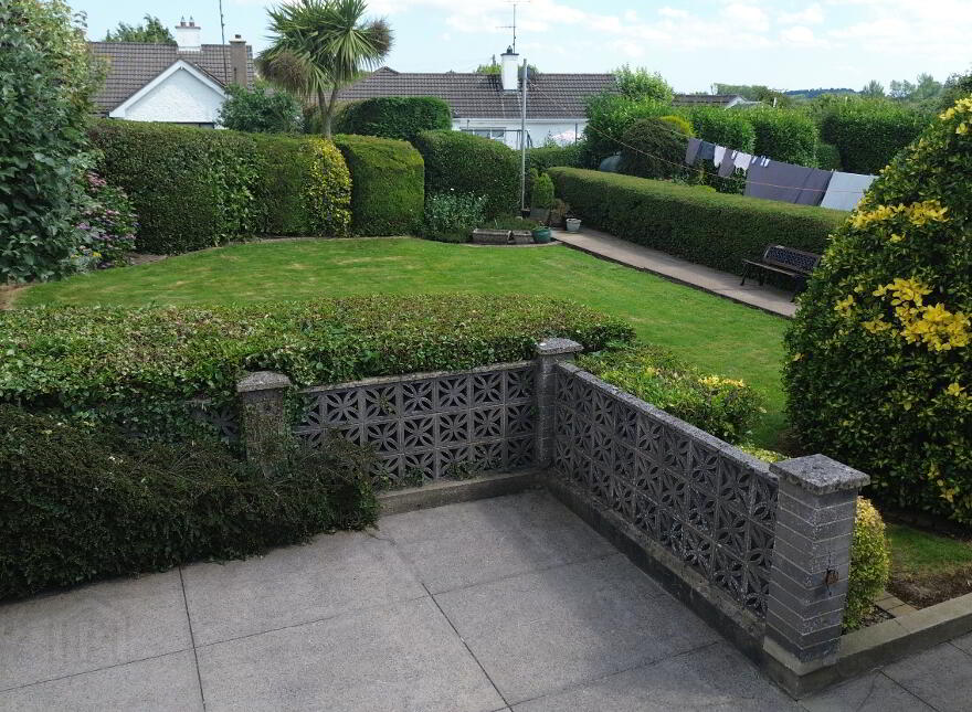 "Castleblayney Road", Carrickmacross, A81AK09