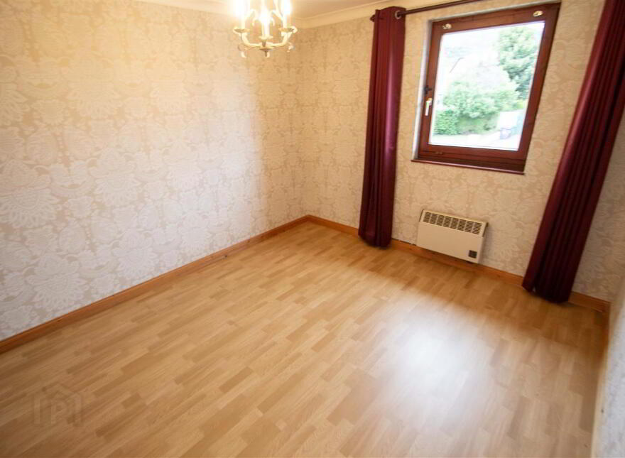 Apt 76b, Glen Road, Belfast, BT11 8BH