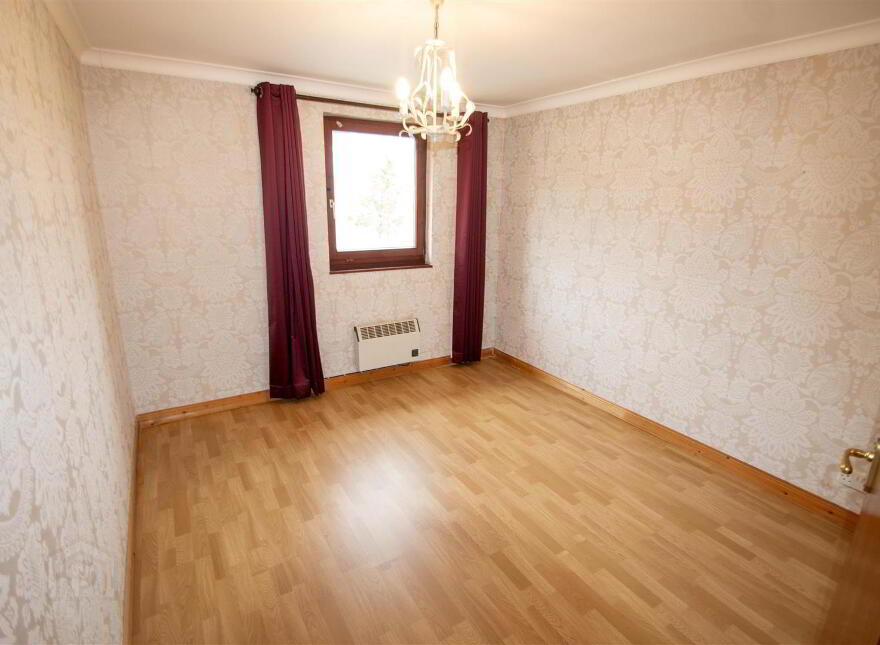 Apt 76b, Glen Road, Belfast, BT11 8BH