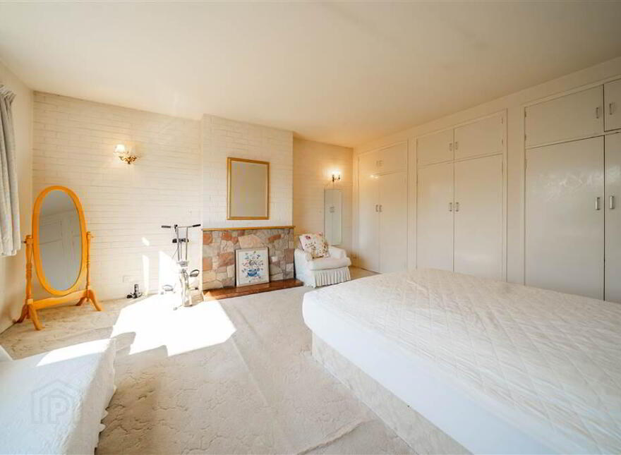 1 Woodland Avenue, Helens Bay, BT19 1TX