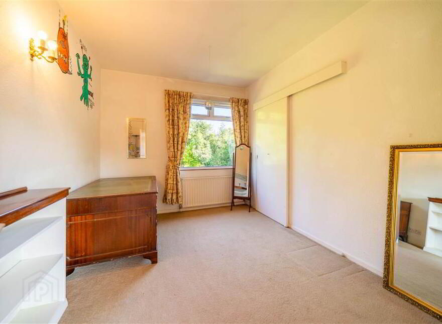 1 Woodland Avenue, Helens Bay, BT19 1TX