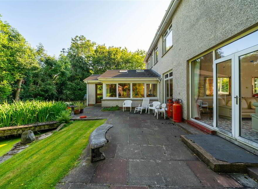 1 Woodland Avenue, Helens Bay, BT19 1TX
