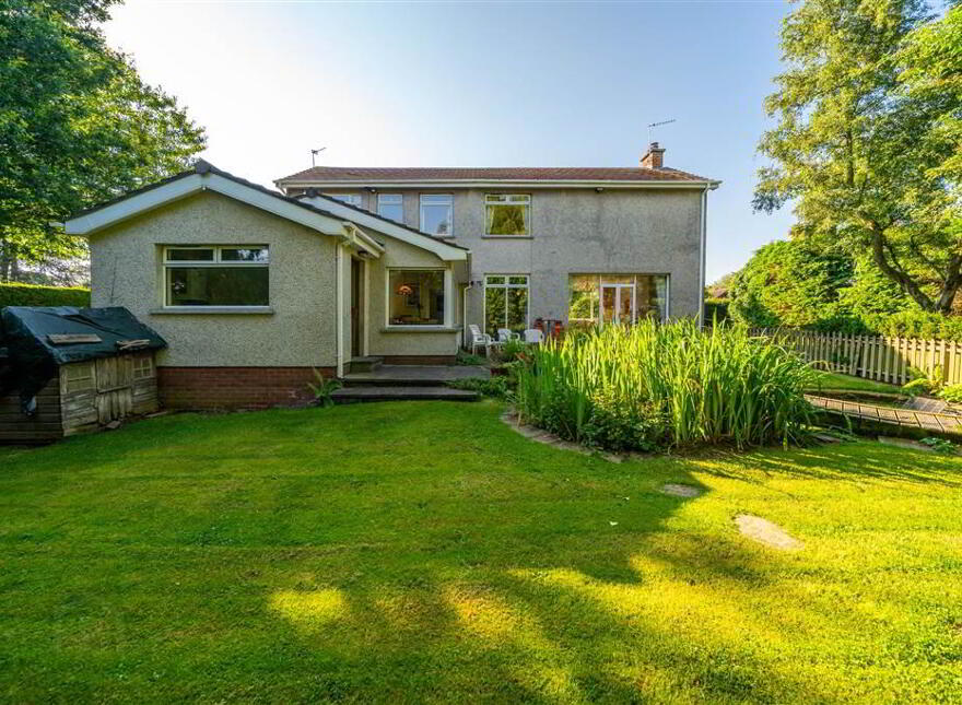 1 Woodland Avenue, Helens Bay, BT19 1TX