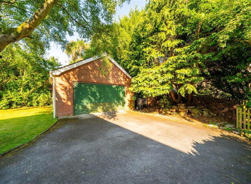 1 Woodland Avenue, Helens Bay, BT19 1TX