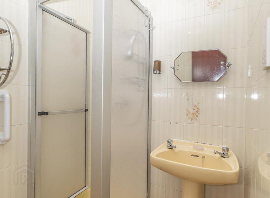 3 The Woodlands, Warrenpoint, Newry, BT34 3WL
