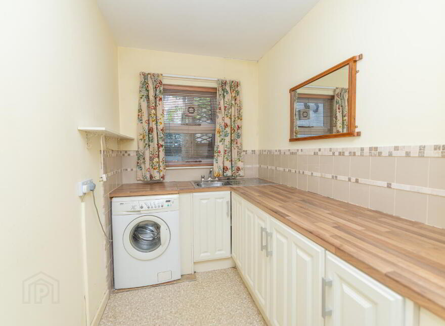 3 The Woodlands, Warrenpoint, Newry, BT34 3WL