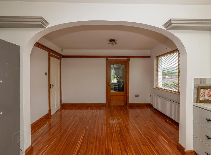 3 The Woodlands, Warrenpoint, Newry, BT34 3WL