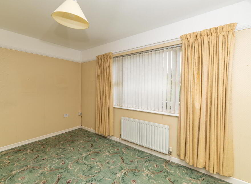 3 The Woodlands, Warrenpoint, Newry, BT34 3WL