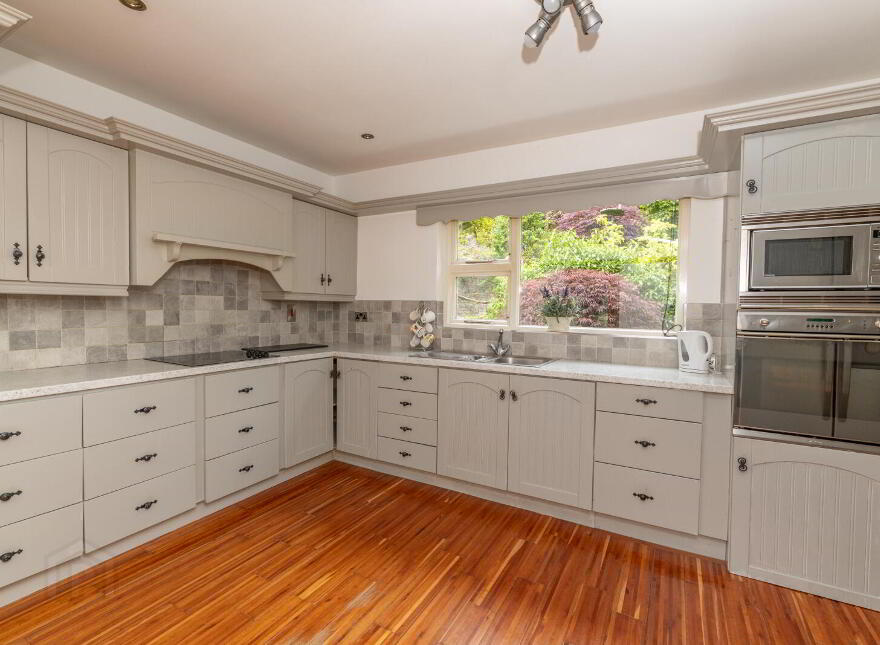 3 The Woodlands, Warrenpoint, Newry, BT34 3WL