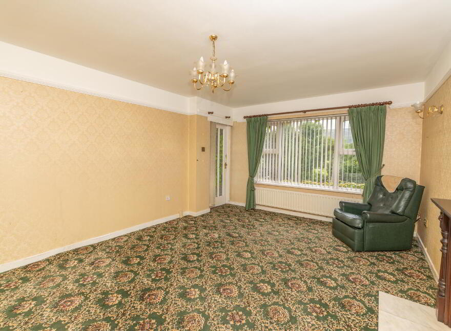 3 The Woodlands, Warrenpoint, Newry, BT34 3WL