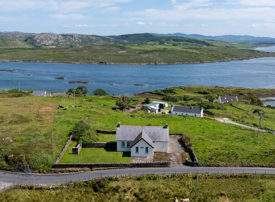 Meevagh Schoolhouse, Raplagh, Downings, F92DH34