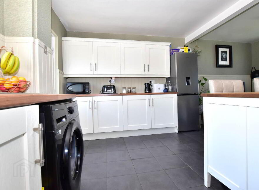 10 Stranmore Avenue, Newtownards, BT23 8JU