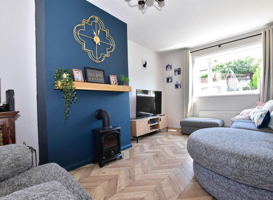 10 Stranmore Avenue, Newtownards, BT23 8JU