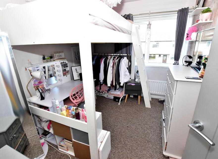 10 Stranmore Avenue, Newtownards, BT23 8JU