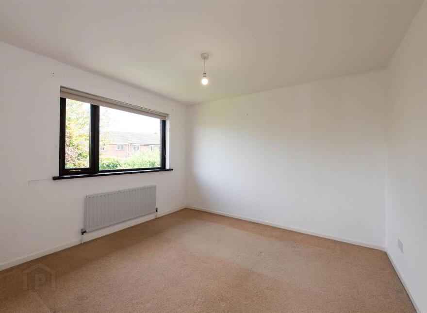 23 Meadowvale, Saintfield, Ballynahinch, BT24 7DW