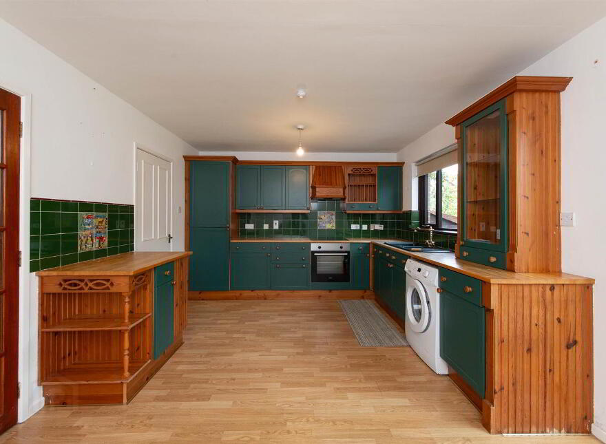 23 Meadowvale, Saintfield, Ballynahinch, BT24 7DW