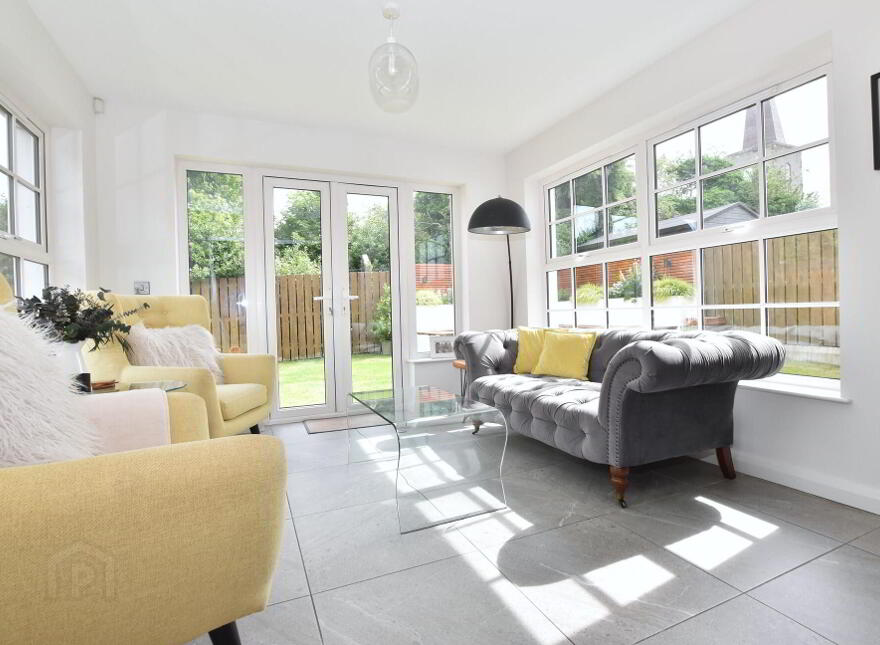 11 Harlow Green, Moira, BT67 0XH