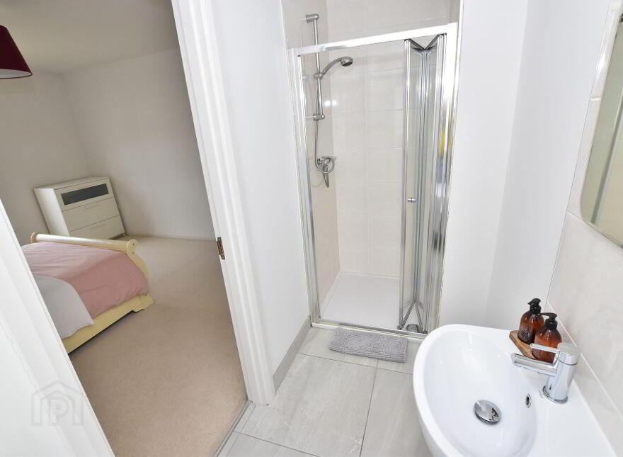 11 Harlow Green, Moira, BT67 0XH