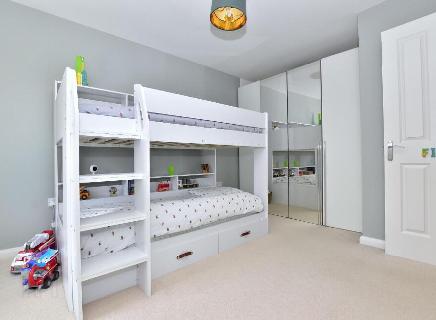 11 Harlow Green, Moira, BT67 0XH