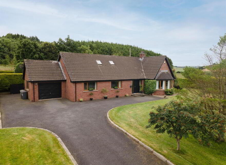 159 Dundrum Road, Dromara, BT25 2JS