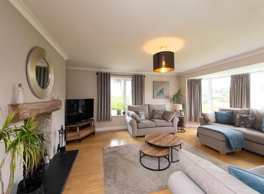159 Dundrum Road, Dromara, BT25 2JS