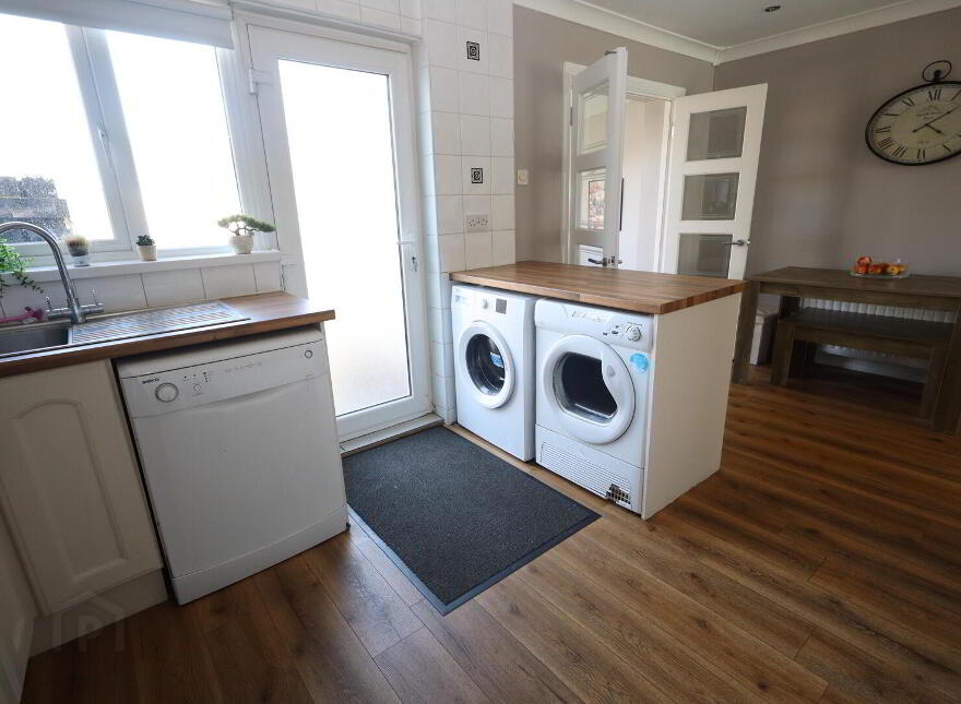 23 Braeside Park, Newtownabbey, BT36 6AS