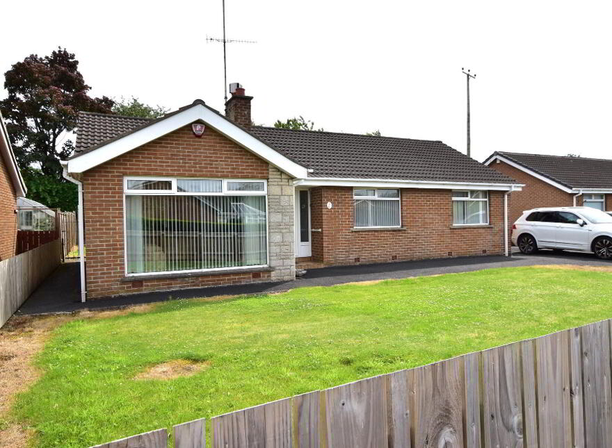 5 Corby Drive, Lisburn, BT28 3HG