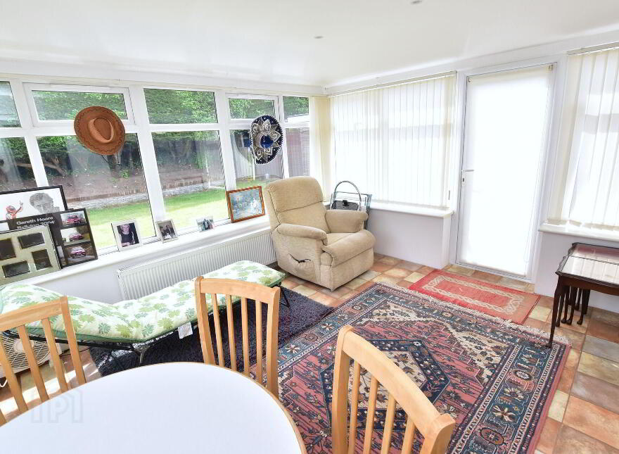5 Corby Drive, Lisburn, BT28 3HG