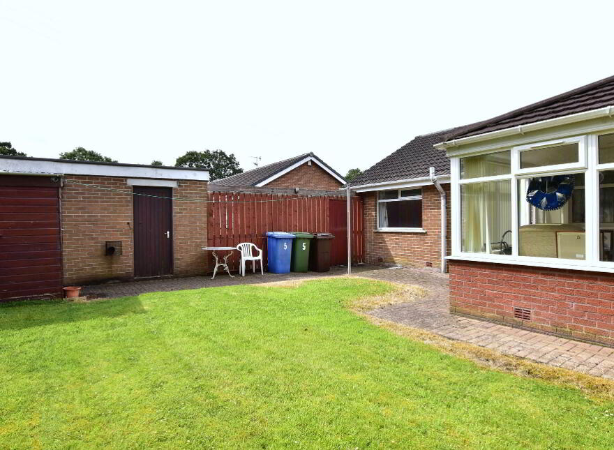 5 Corby Drive, Lisburn, BT28 3HG