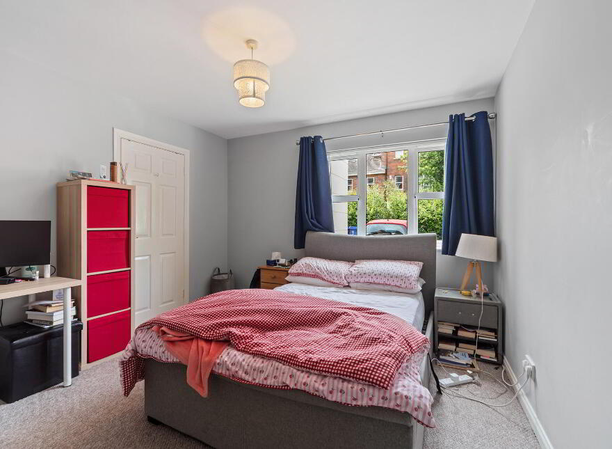 2 Ardenlee Crescent, Ravenhill Road, Belfast, BT6 8QT