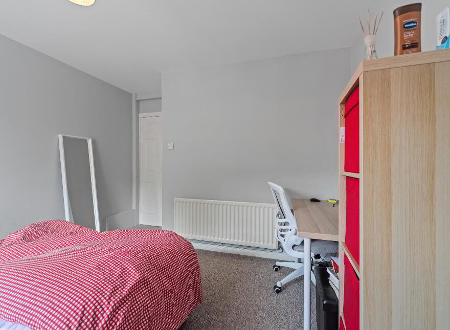 2 Ardenlee Crescent, Ravenhill Road, Belfast, BT6 8QT