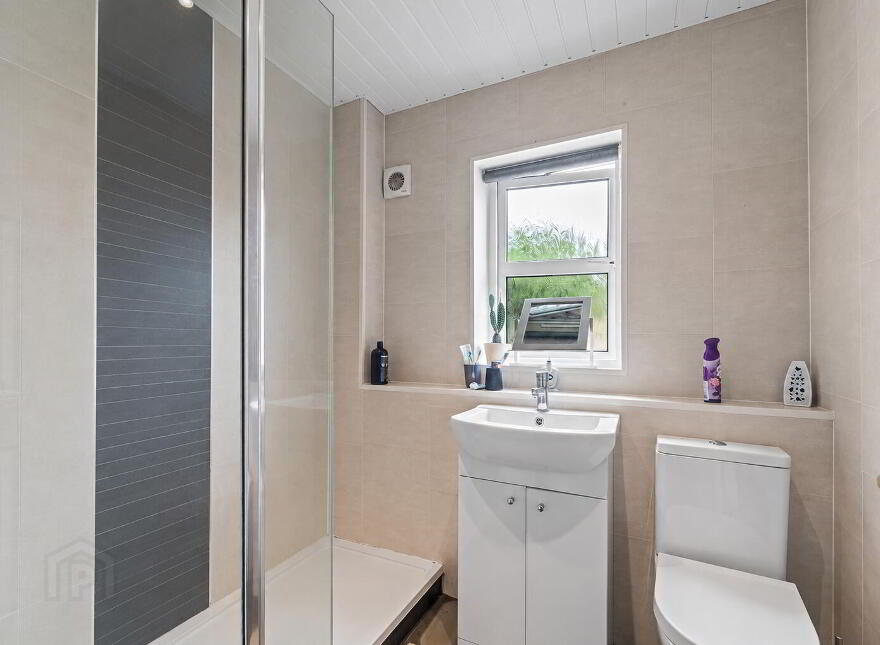 2 Ardenlee Crescent, Ravenhill Road, Belfast, BT6 8QT