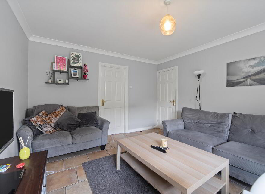 2 Ardenlee Crescent, Ravenhill Road, Belfast, BT6 8QT