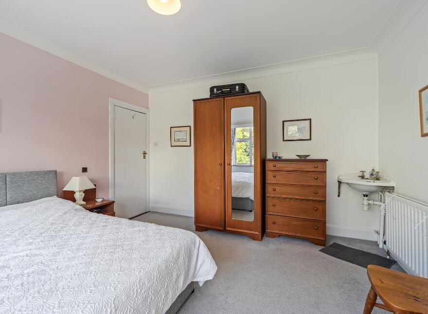 86 Malone Road, Belfast, BT9 5HP