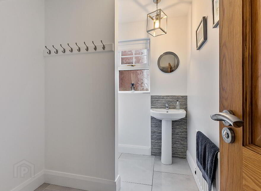 6 Ballylenaghan Avenue, Belfast, BT8 6WY