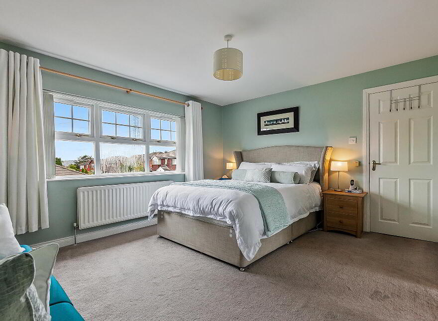 6 Ballylenaghan Avenue, Belfast, BT8 6WY
