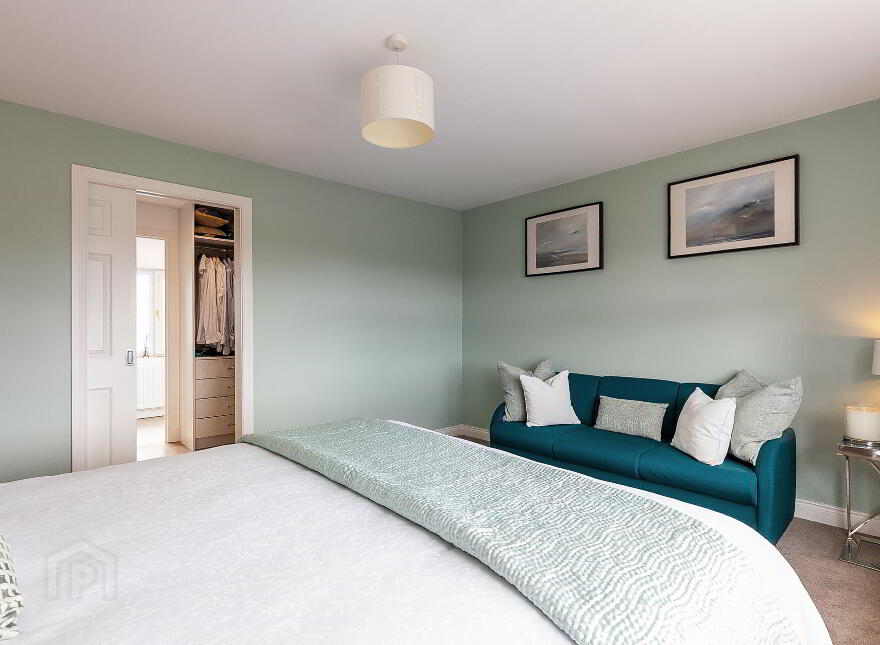 6 Ballylenaghan Avenue, Belfast, BT8 6WY