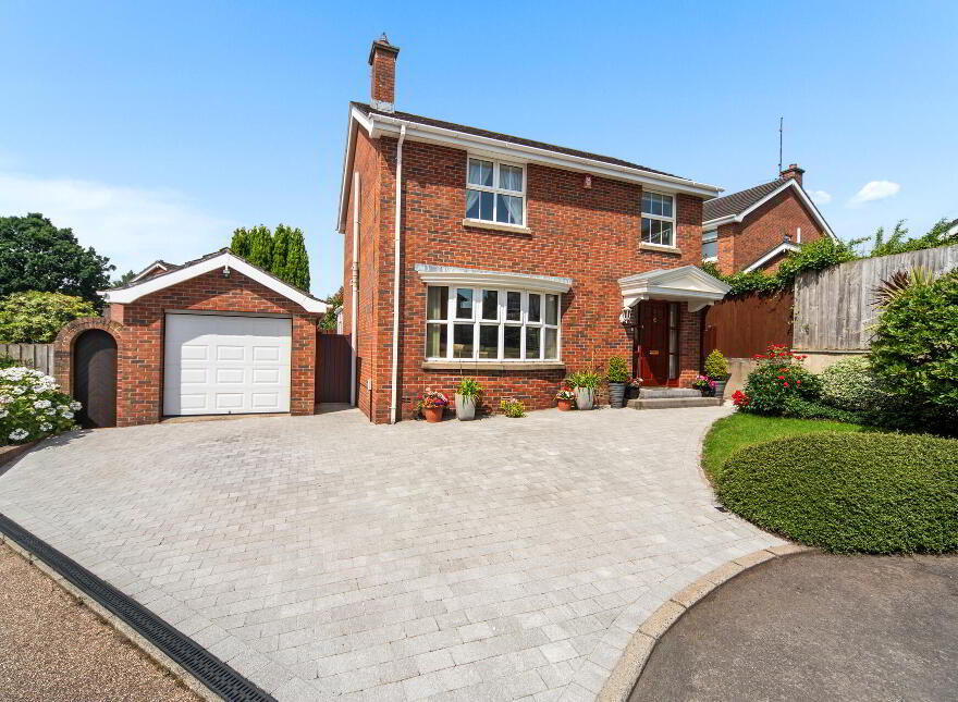 3 Oakwood Court, Malone, Belfast, BT9 6DF photo
