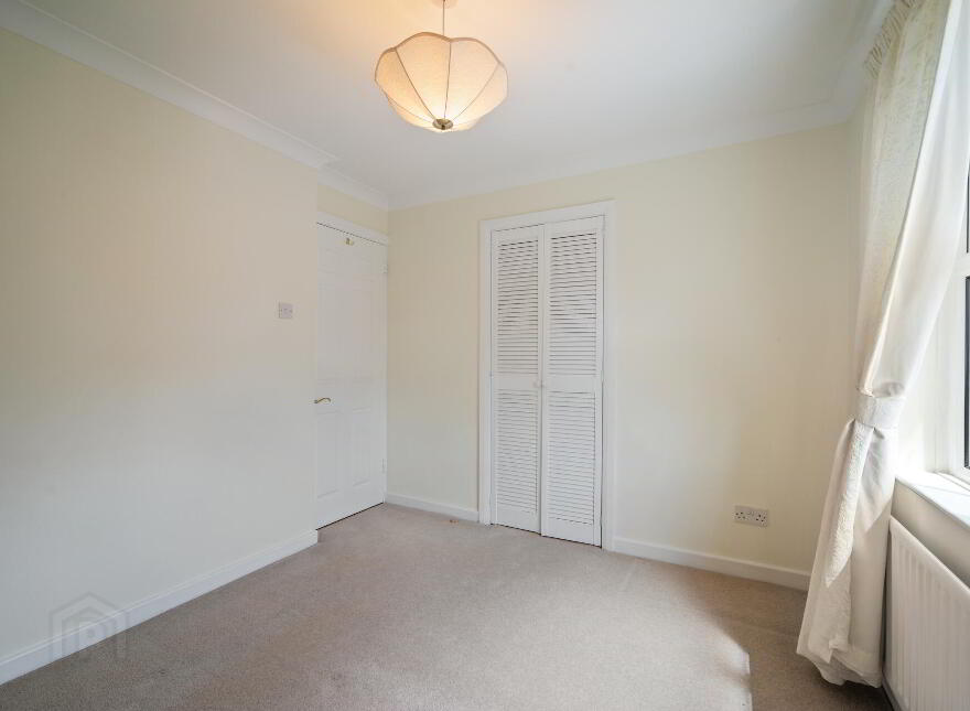 3 Oakwood Court, Malone, Belfast, BT9 6DF