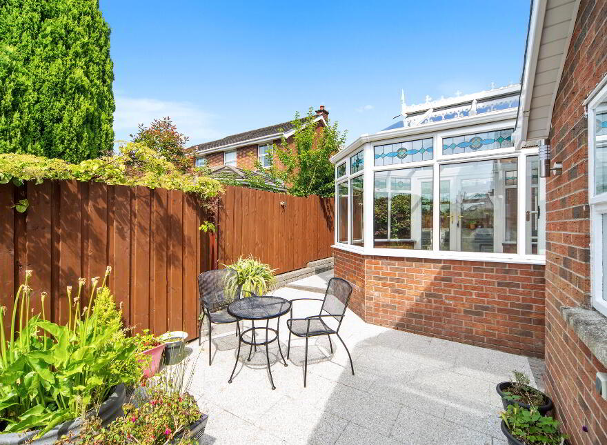 3 Oakwood Court, Malone, Belfast, BT9 6DF