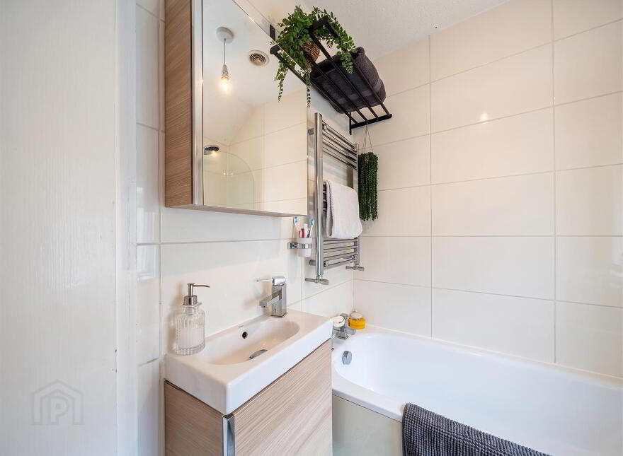 73 Seaview Drive, Belfast, BT15 3ND
